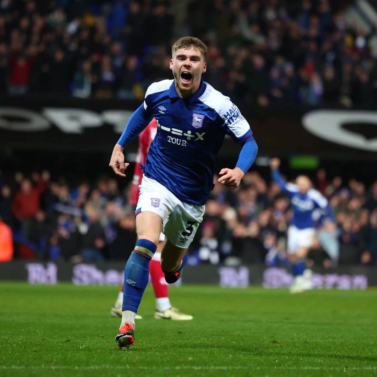 激烈对抗中 激烈对抗中